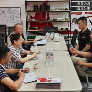 濟(jì)寧市機(jī)械行業(yè)協(xié)會(huì)到訪科電儀器 深化合作共話發(fā)展